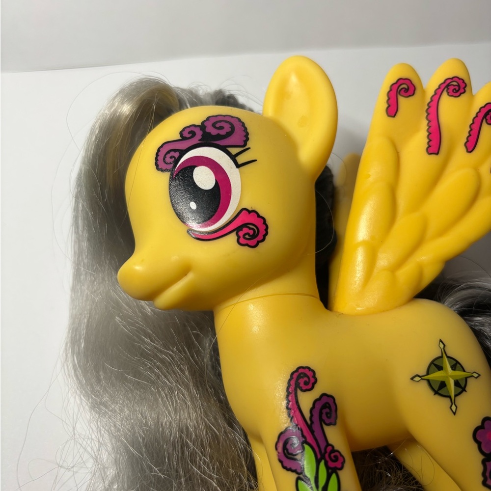 My Little Pony G4 Daring Do Dazzle Fashion Style Brushable! - Picture 3 of 4
